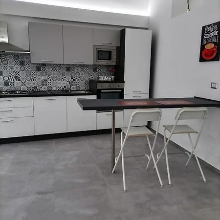 Darsena Apartments 몰페타 외부 사진
